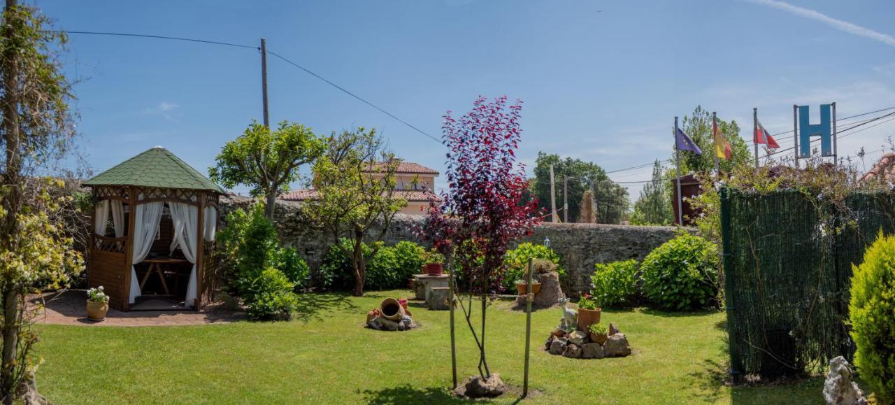 Hosteria Las Fuentes Rubayo ภายนอก รูปภาพ