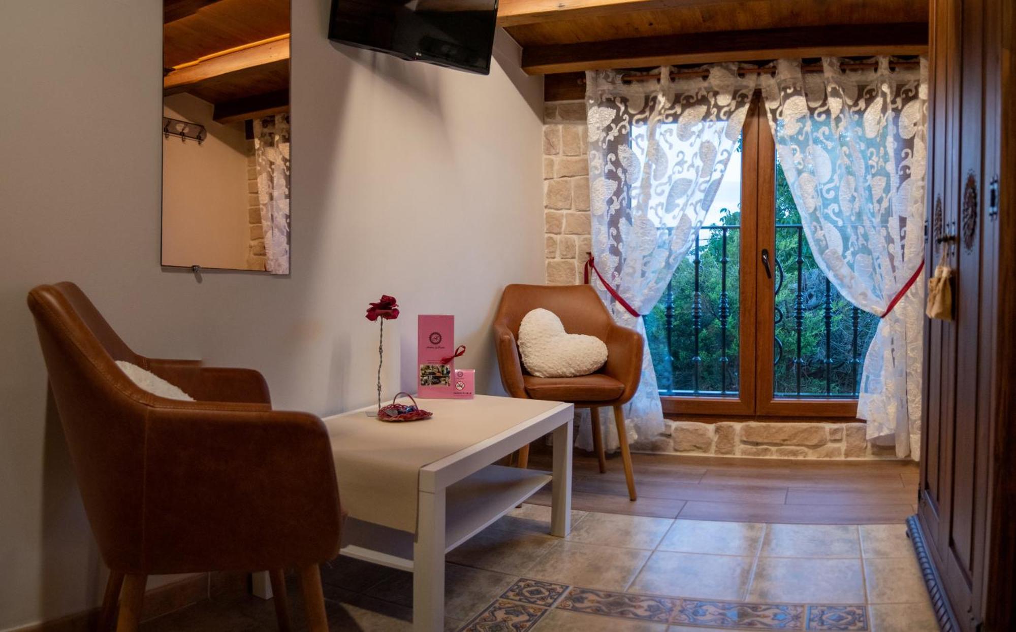 Hosteria Las Fuentes Rubayo ภายนอก รูปภาพ